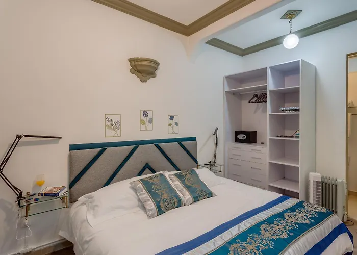 Pensión Casa Amatlan Ciento Dos México DF
