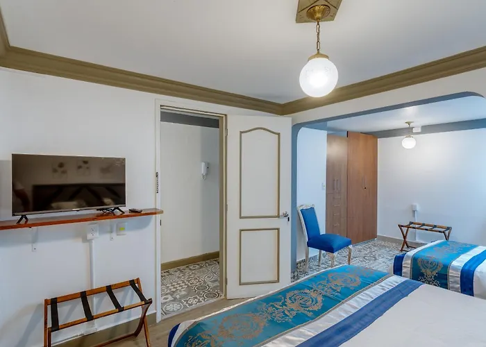 Pensión Casa Amatlan Ciento Dos *