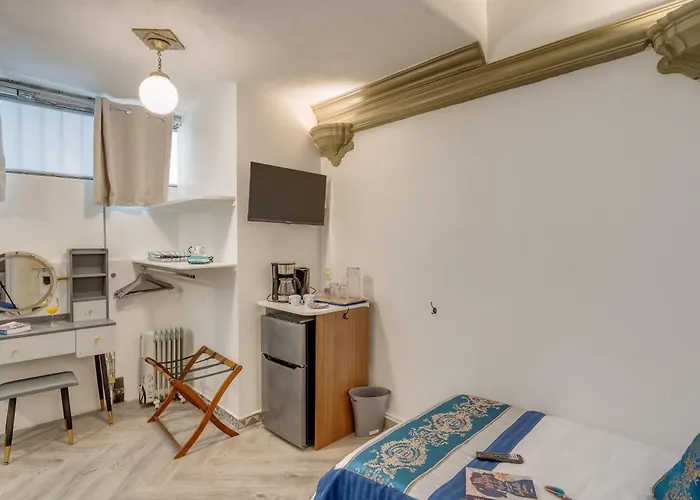 Pensión Casa Amatlan Ciento Dos